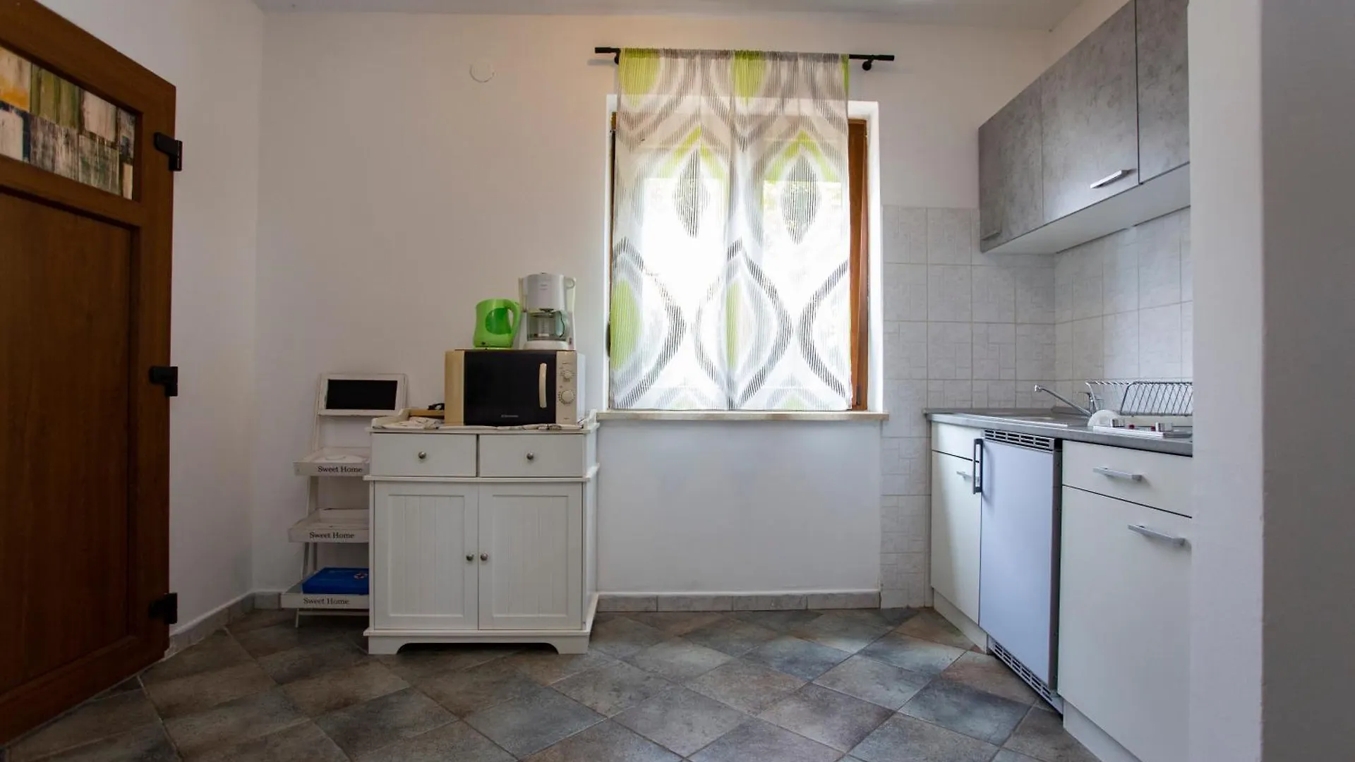 Apartments Ina & Ika روفينج